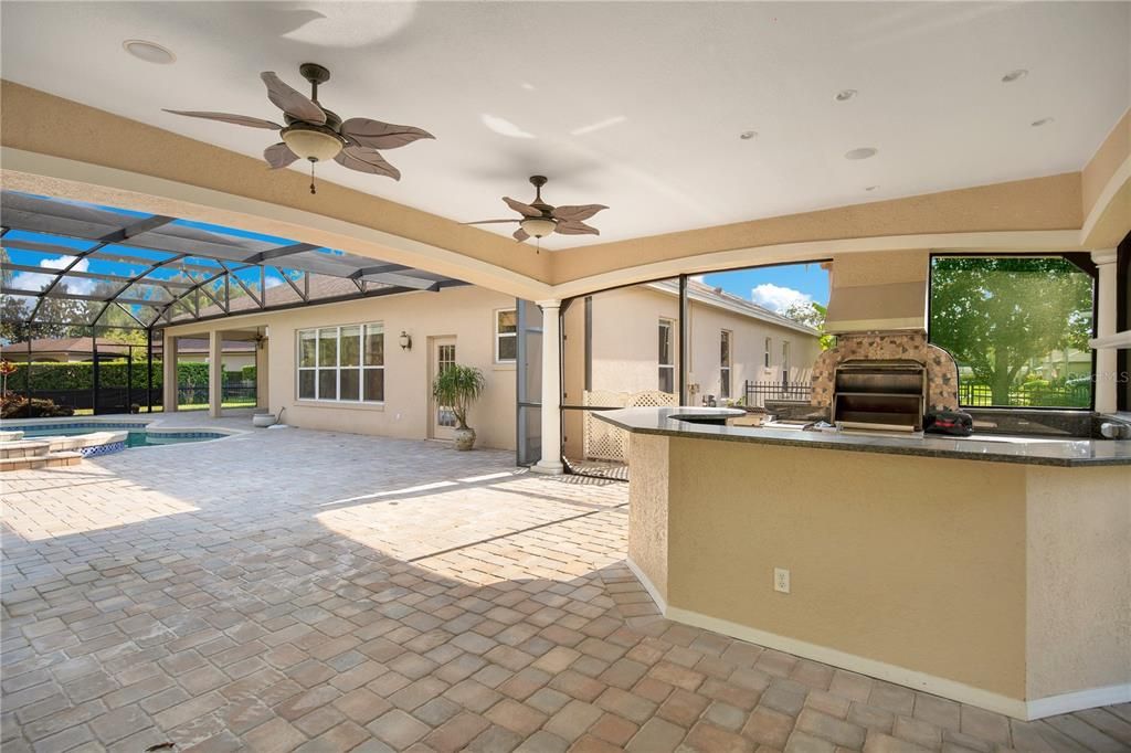 Active With Contract: $4,250 (4 beds, 3 baths, 2723 Square Feet)