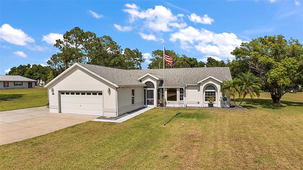 Active With Contract: $385,000 (3 beds, 2 baths, 1646 Square Feet)