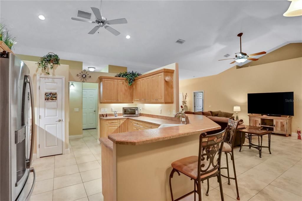 For Sale: $575,000 (4 beds, 2 baths, 2322 Square Feet)