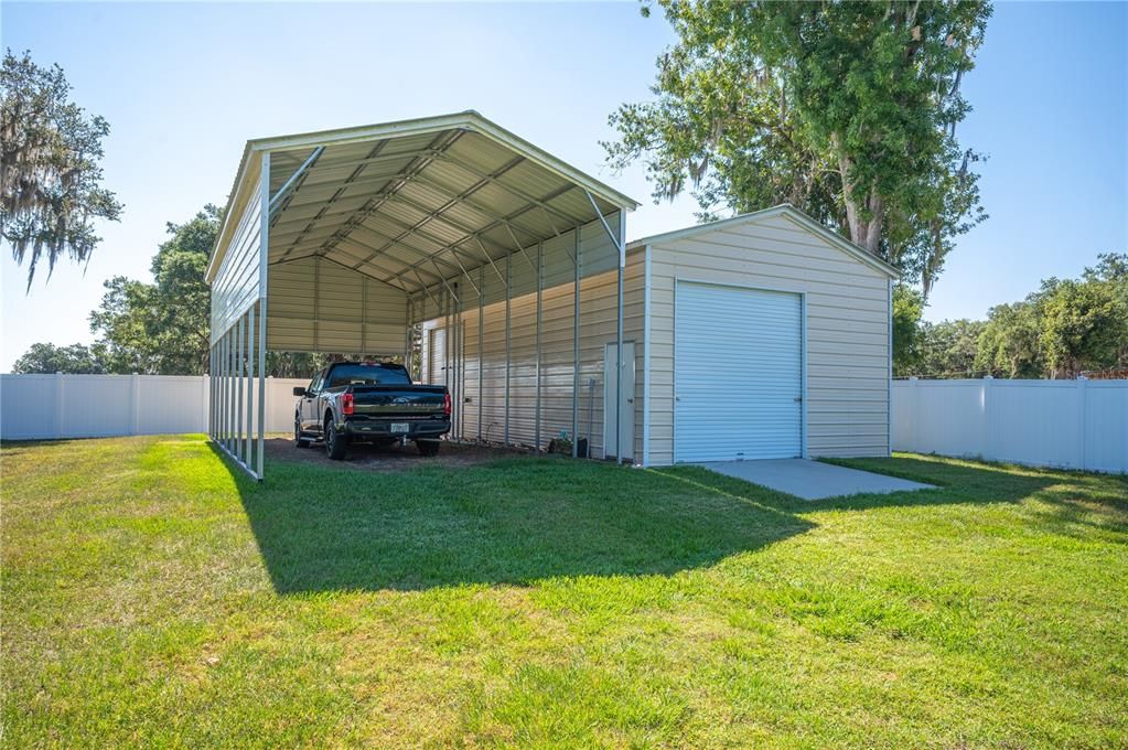 For Sale: $560,000 (4 beds, 2 baths, 1791 Square Feet)