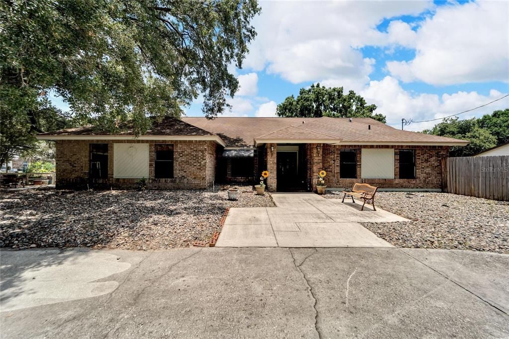 Active With Contract: $480,000 (4 beds, 2 baths, 2193 Square Feet)