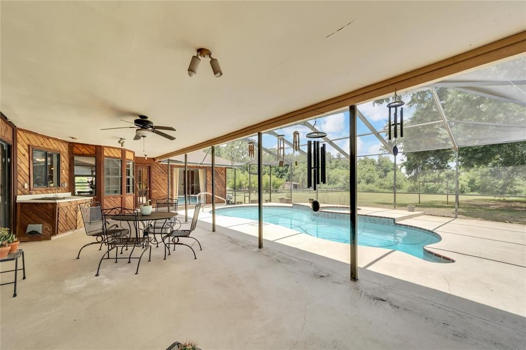 Active With Contract: $480,000 (4 beds, 2 baths, 2193 Square Feet)