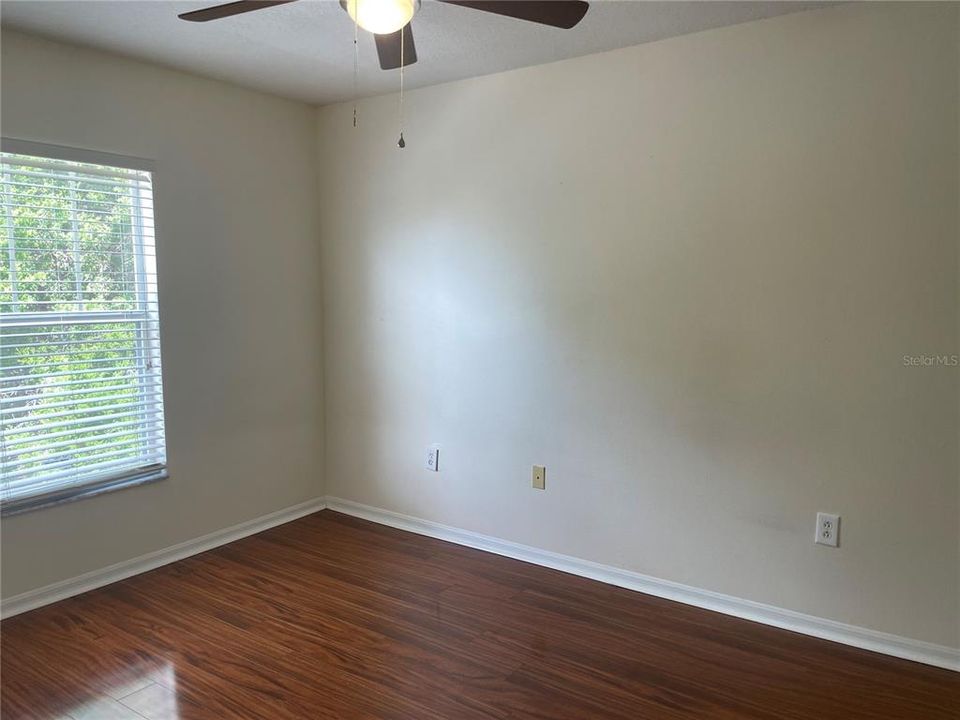 For Rent: $2,300 (3 beds, 2 baths, 2086 Square Feet)