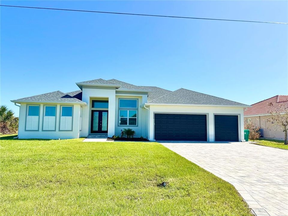 For Sale: $779,900 (3 beds, 2 baths, 2116 Square Feet)