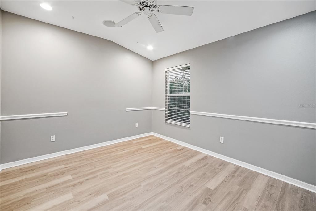 For Sale: $249,990 (2 beds, 2 baths, 1383 Square Feet)