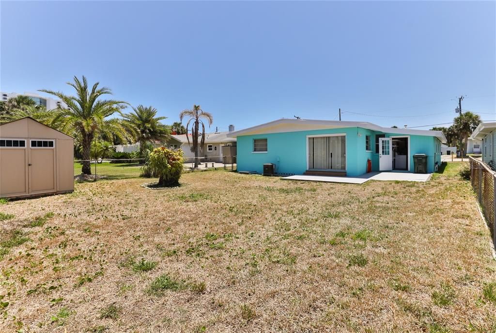 For Sale: $325,000 (3 beds, 2 baths, 1350 Square Feet)