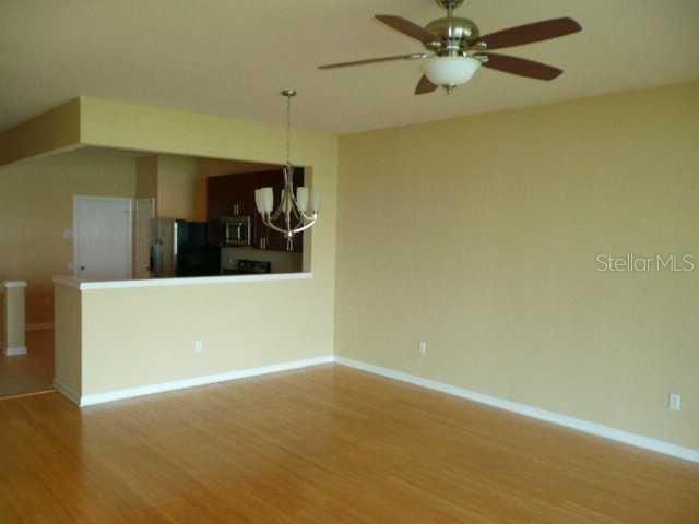 For Rent: $2,150 (3 beds, 2 baths, 1644 Square Feet)