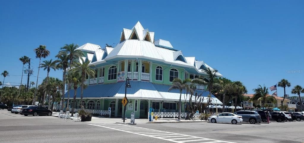 Hurricane Restaurant on Pass A Grille Beach