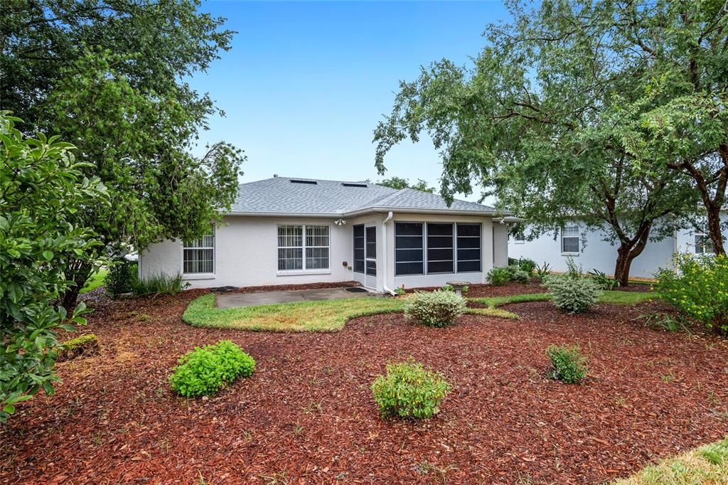 Active With Contract: $249,900 (2 beds, 2 baths, 1332 Square Feet)