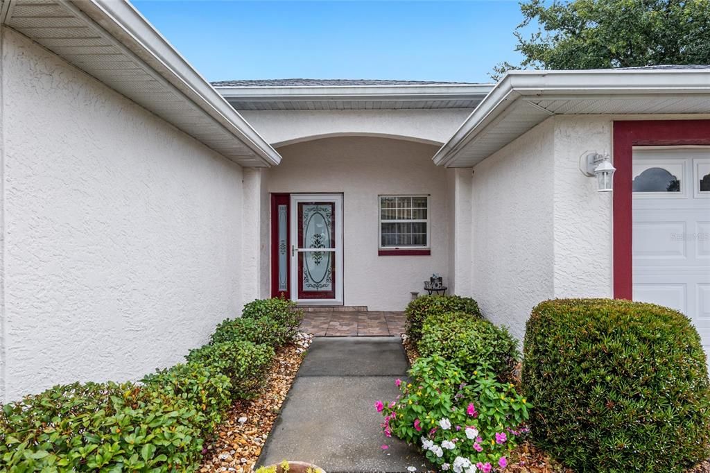 Active With Contract: $249,900 (2 beds, 2 baths, 1332 Square Feet)