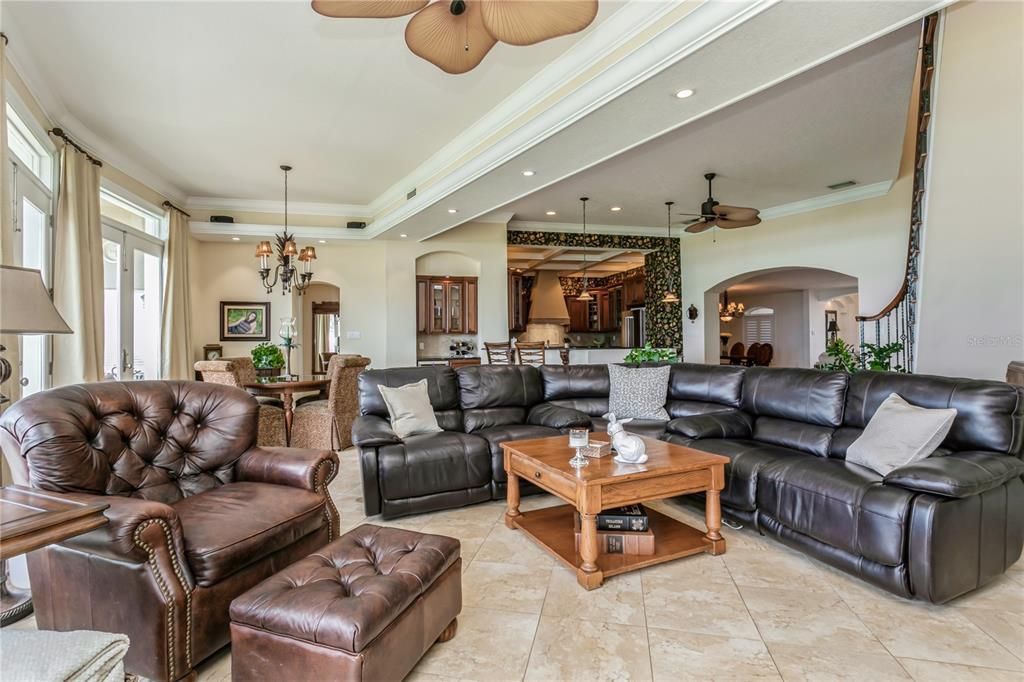 For Sale: $2,800,000 (4 beds, 4 baths, 5096 Square Feet)