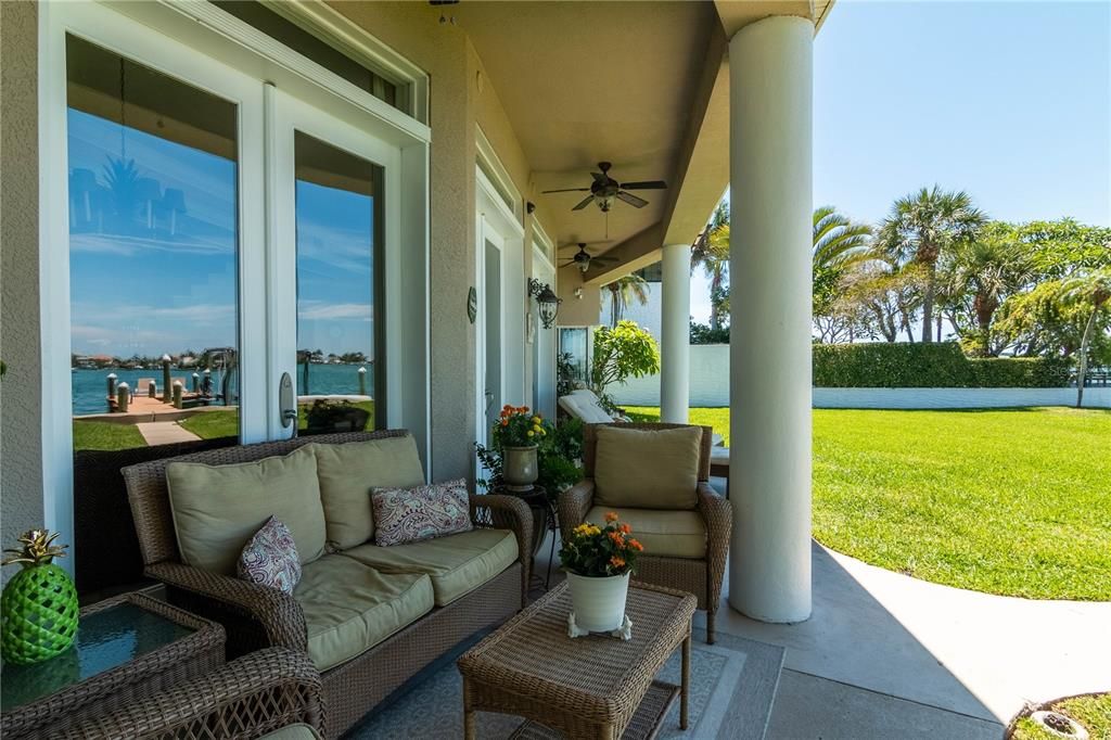 For Sale: $2,800,000 (4 beds, 4 baths, 5096 Square Feet)