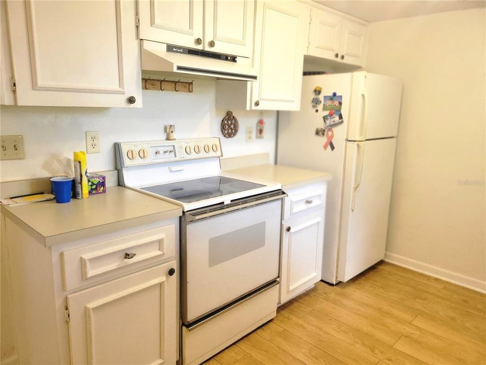 For Sale: $149,000 (2 beds, 2 baths, 960 Square Feet)