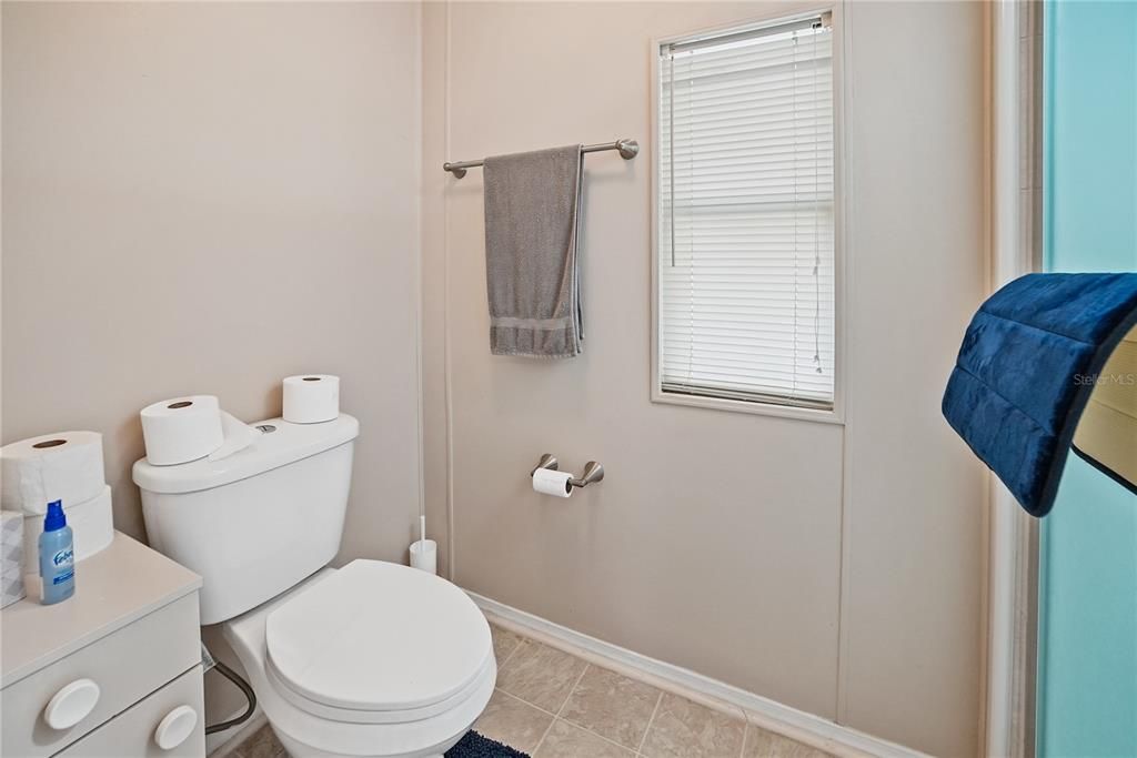 For Sale: $145,000 (2 beds, 2 baths, 1152 Square Feet)