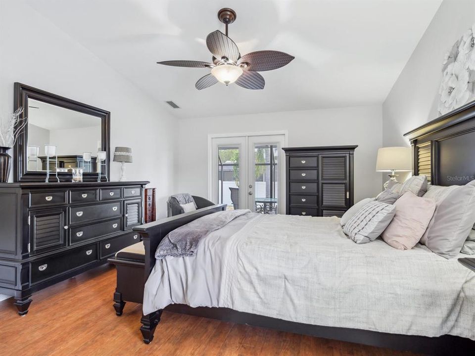 For Sale: $489,500 (3 beds, 2 baths, 1850 Square Feet)