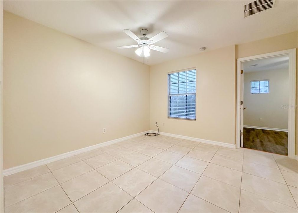 For Rent: $2,000 (2 beds, 2 baths, 1275 Square Feet)