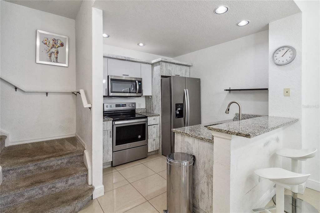 For Sale: $297,900 (3 beds, 2 baths, 1296 Square Feet)