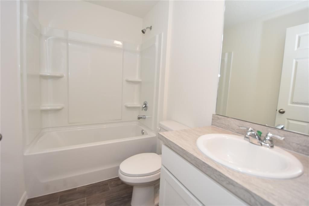 For Rent: $2,275 (3 beds, 2 baths, 1565 Square Feet)