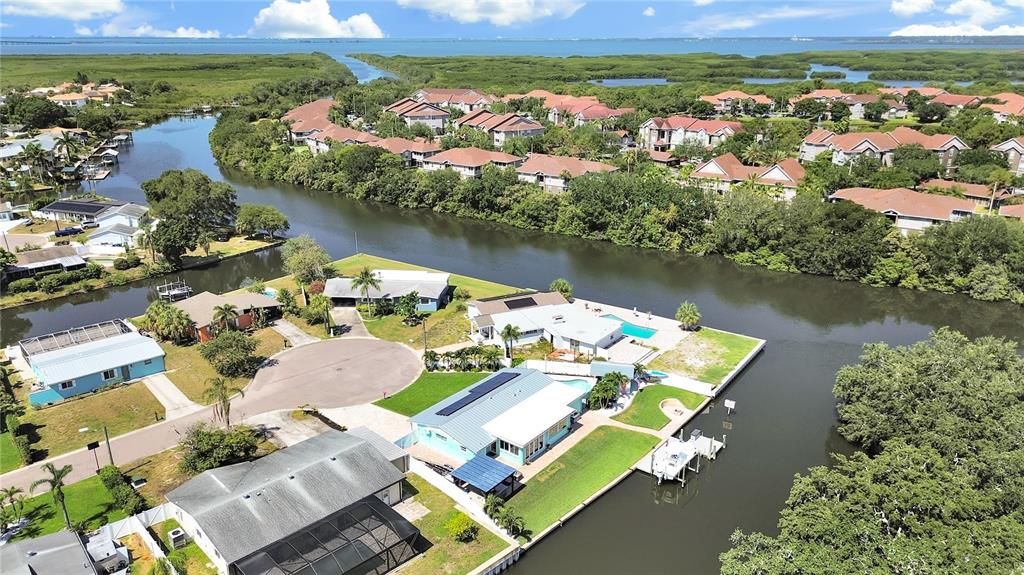 Home sits on a large lot in a cul-de-sac. Channel A waterway leads to Tampa Bay (at top of photo)!