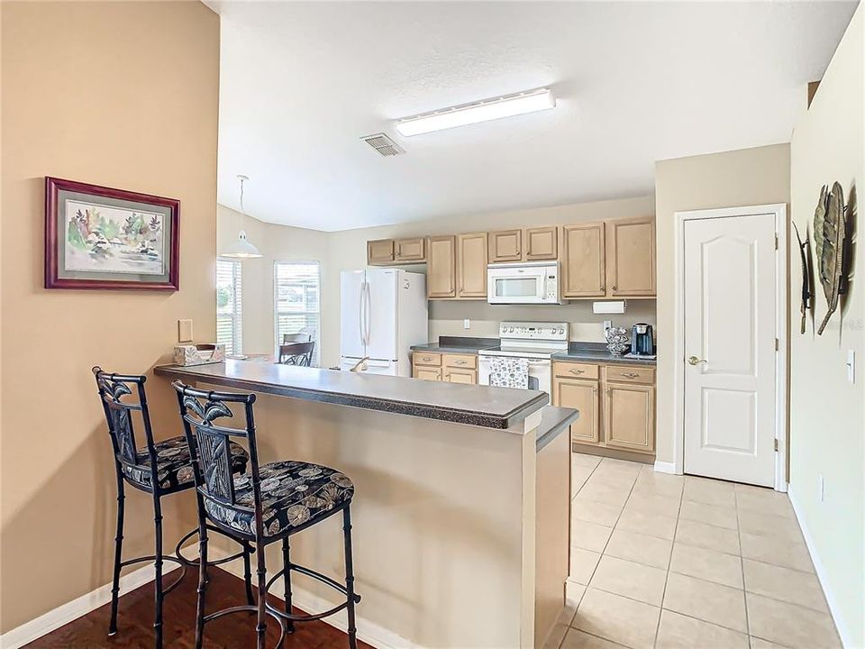 For Sale: $344,900 (3 beds, 2 baths, 1489 Square Feet)