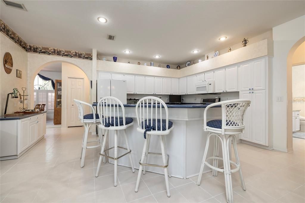 Gourmet Kitchen With center Breakfast Bar