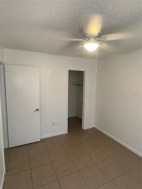 For Rent: $1,375 (2 beds, 1 baths, 804 Square Feet)