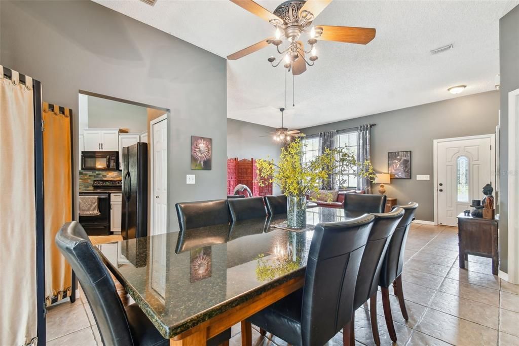 Active With Contract: $585,000 (4 beds, 2 baths, 2124 Square Feet)