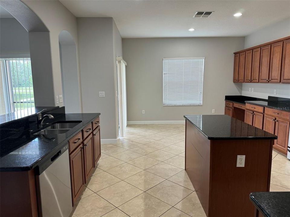 Active With Contract: $3,200 (6 beds, 3 baths, 3138 Square Feet)