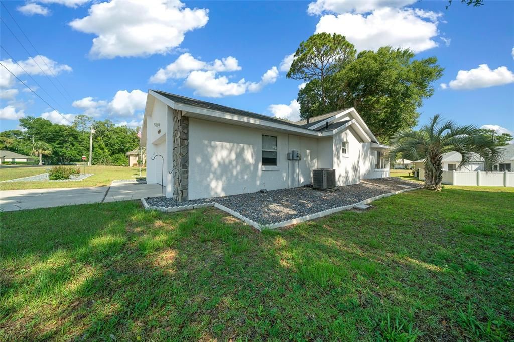 For Sale: $399,000 (3 beds, 2 baths, 2197 Square Feet)