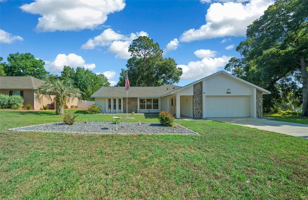 For Sale: $399,000 (3 beds, 2 baths, 2197 Square Feet)