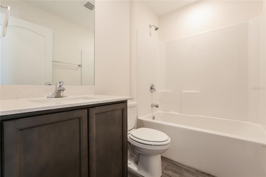 For Rent: $2,140 (3 beds, 2 baths, 1680 Square Feet)