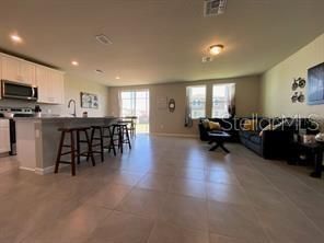 For Rent: $1,975 (3 beds, 2 baths, 1506 Square Feet)