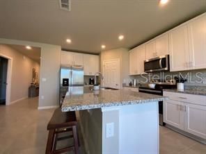 For Rent: $1,975 (3 beds, 2 baths, 1506 Square Feet)