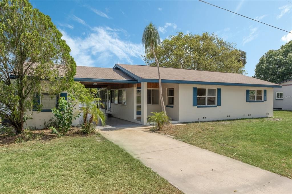 Recently Sold: $270,000 (2 beds, 1 baths, 1028 Square Feet)
