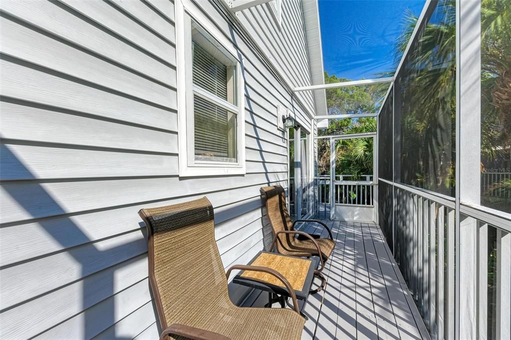 Screened porch in back