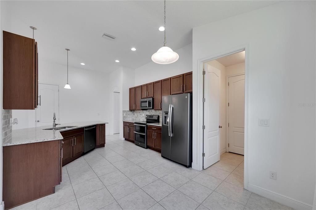 Kitchen with Laundry room