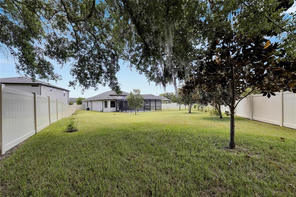 Large fenced yard!