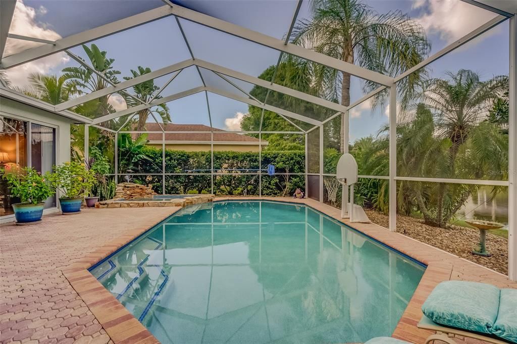 Tropical Oasis, Views of Pond