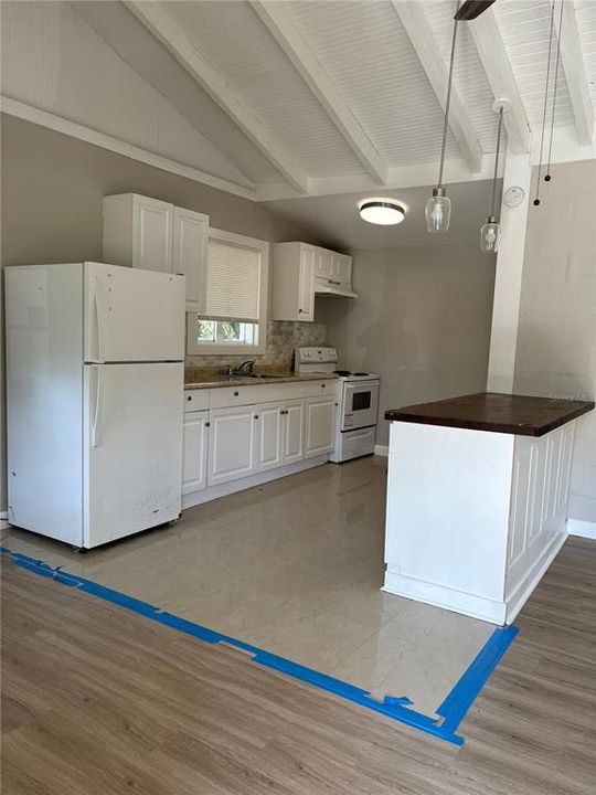 Recently Rented: $2,495 (3 beds, 2 baths, 1252 Square Feet)