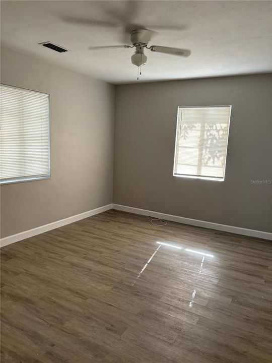 Recently Rented: $2,495 (3 beds, 2 baths, 1252 Square Feet)