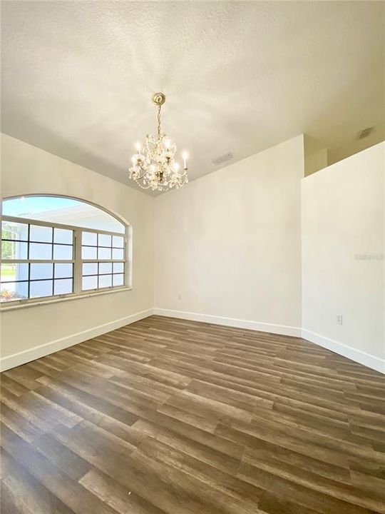 Active With Contract: $359,000 (3 beds, 2 baths, 1908 Square Feet)