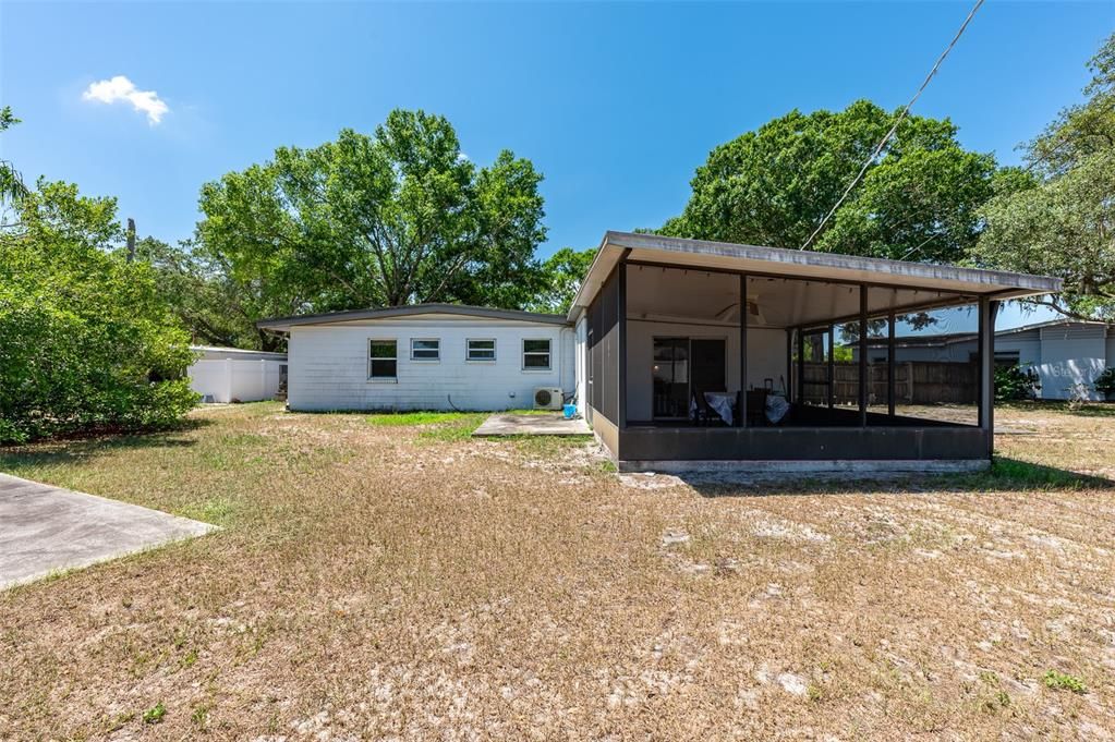 For Sale: $550,000 (3 beds, 2 baths, 1783 Square Feet)