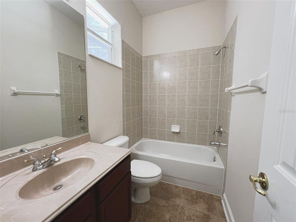 Fourth bathroom