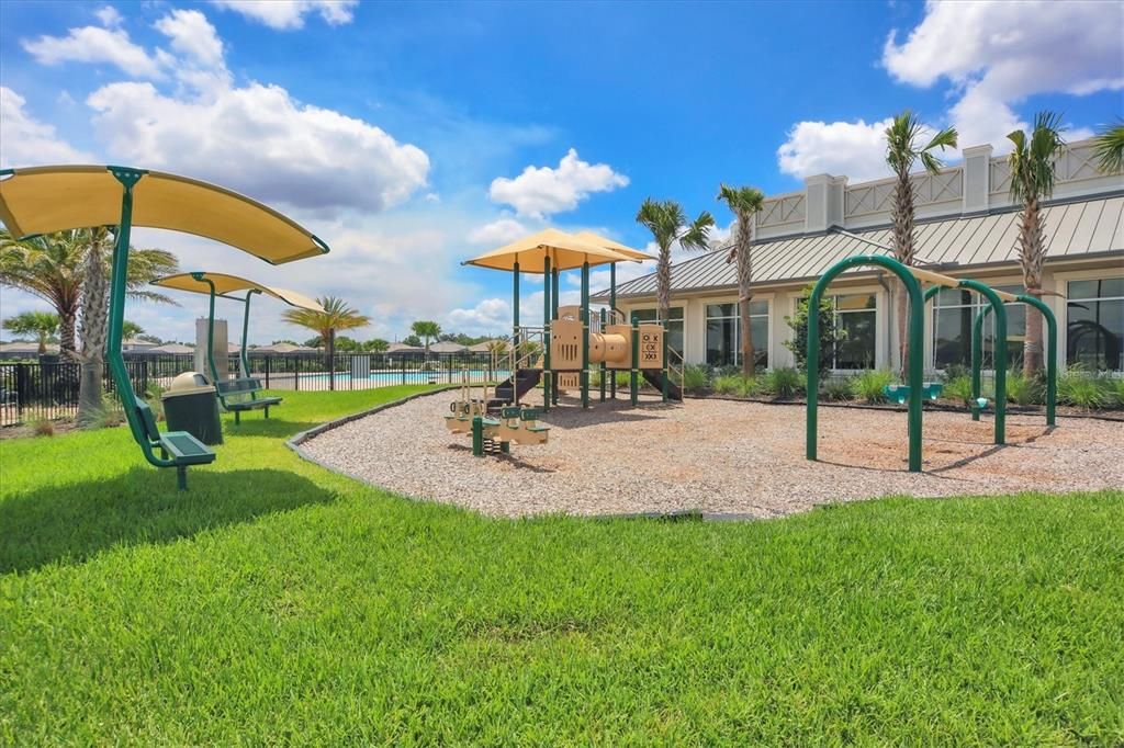 Active With Contract: $3,200 (3 beds, 3 baths, 2219 Square Feet)