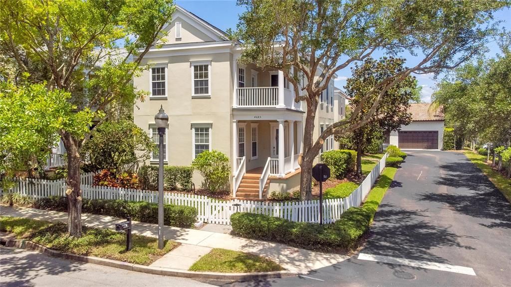 Iconic classic picket fence