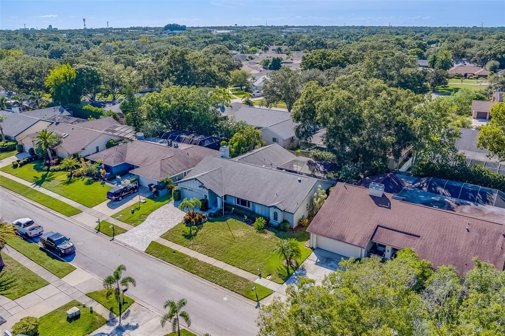 For Sale: $799,000 (4 beds, 2 baths, 2653 Square Feet)