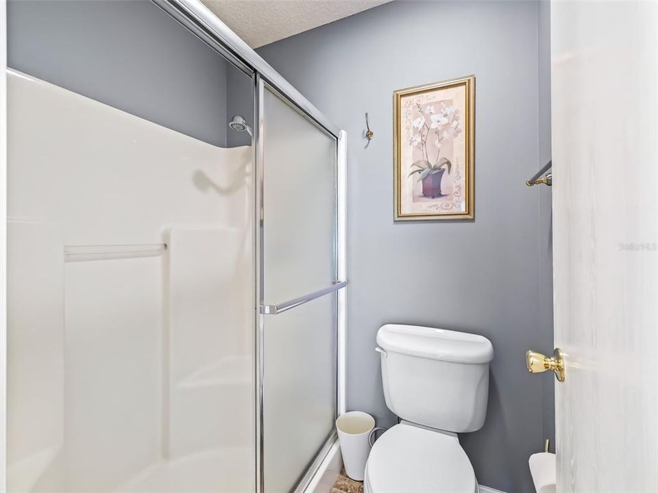 For Sale: $309,000 (2 beds, 2 baths, 1198 Square Feet)