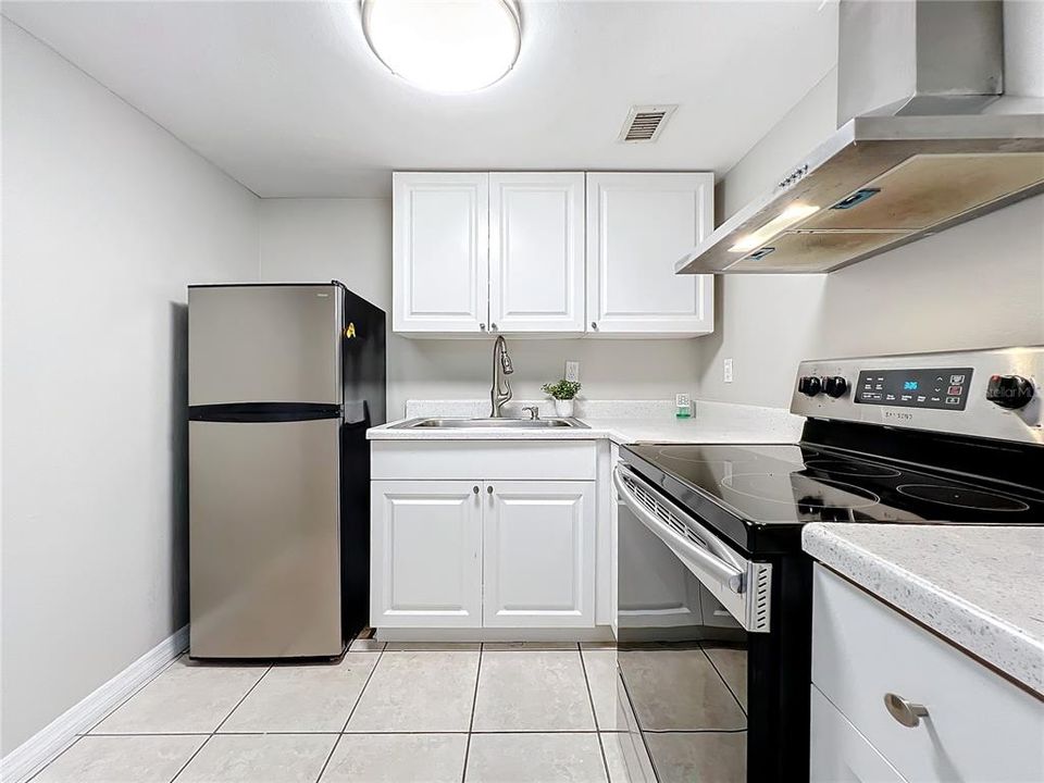 For Sale: $132,000 (1 beds, 1 baths, 625 Square Feet)