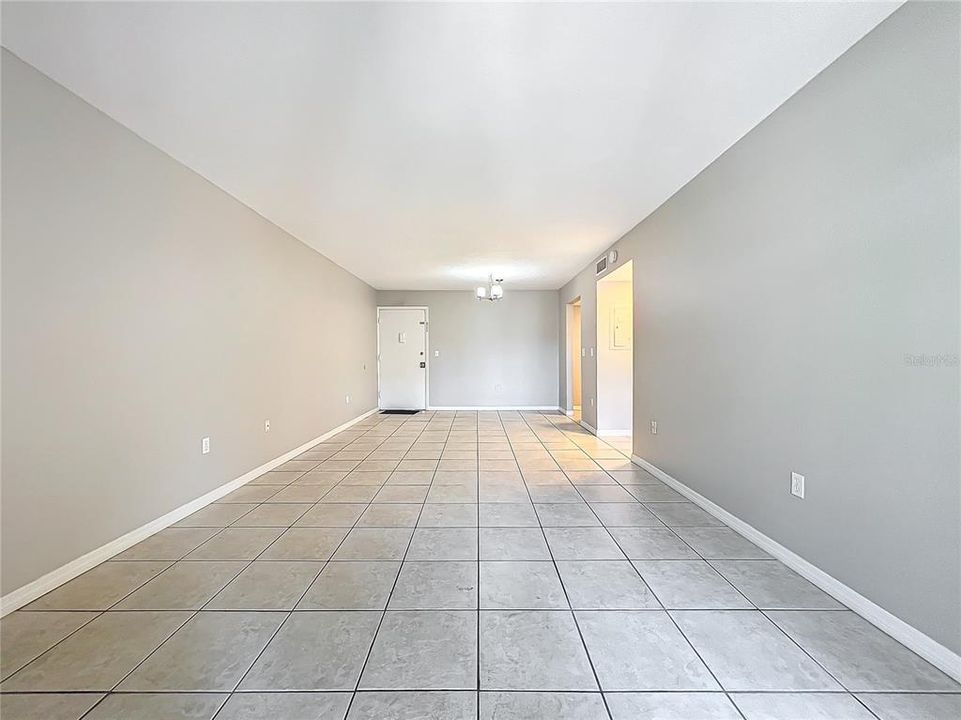 For Sale: $132,000 (1 beds, 1 baths, 625 Square Feet)