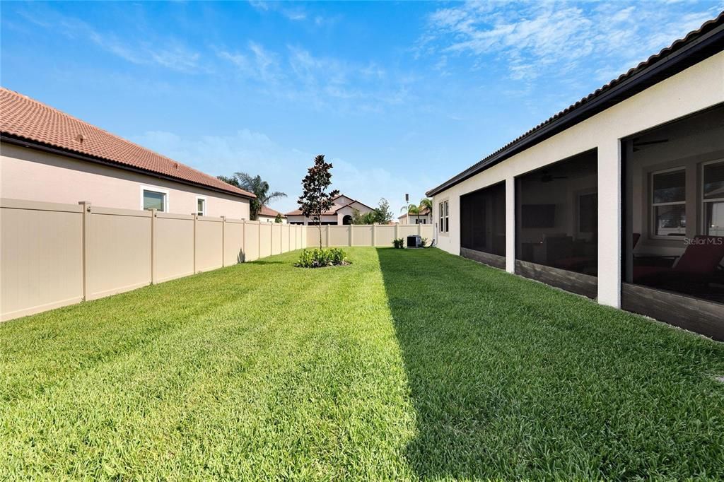 Active With Contract: $550,000 (4 beds, 3 baths, 2805 Square Feet)